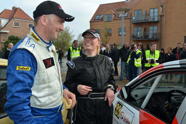 Sekundduellen var intens i Juelsminde 2013, men som totalvindere havde Tim Svanholt og Carina Møller mest grund til smil bagefter
(Foto: Svanholt Motorsport)